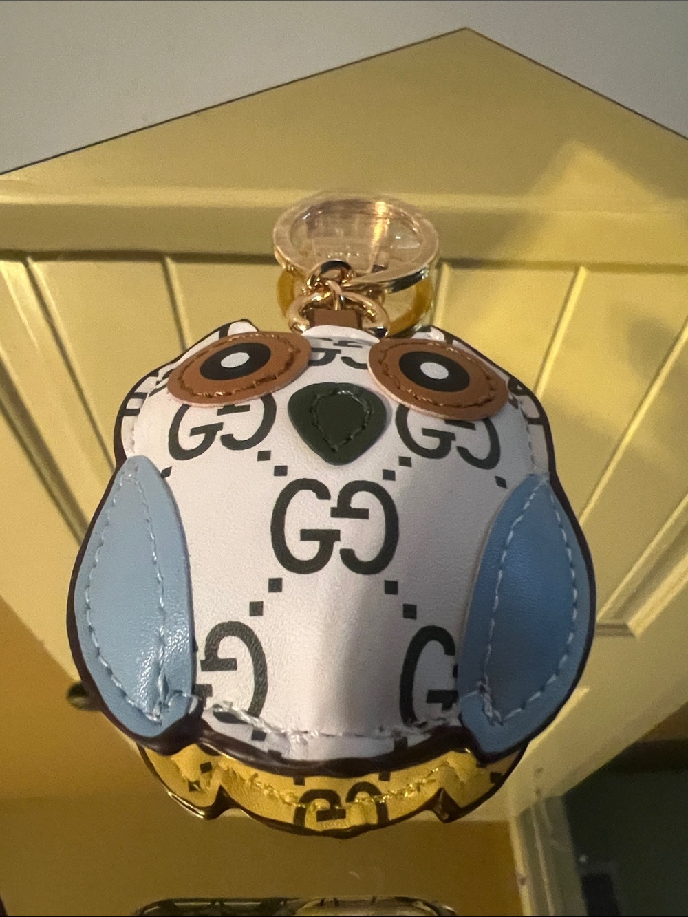 Gucci Cream GG Owl Keychain with Blue Wings and Tan Eye Accents - Picture 5 of 10